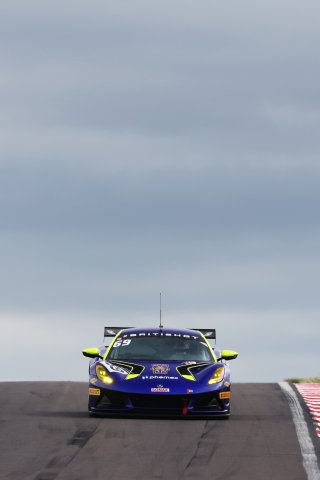 #69 Steven Lake / Nathan Harrison - Mahiki Racing Lotus Emira GT4 | JEP / SRO