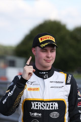 #90 Zac Meakin - Optimum Motorsport McLaren Artura GT4 
 | SRO/JEP