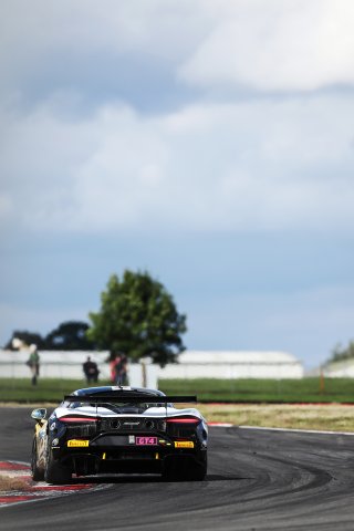 #90 Jack Brown / Zac Meakin - Optimum Motorsport McLaren Artura GT4  | SRO / JEP