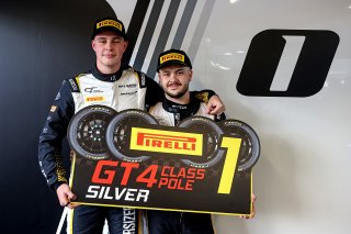 #90 Jack Brown / Zac Meakin - Optimum Motorsport McLaren Artura GT4
 | SRO/JEP