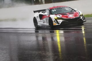 #11 Adam Hatfield / Alex Walker - Paddock Motorsport McLaren Artura GT4
 | JEP / SRO