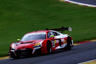 #32 Sacha Kakad / Hugo Cook - J&S Racing Audi R8 LMS GT3 
 | SRO/JEP