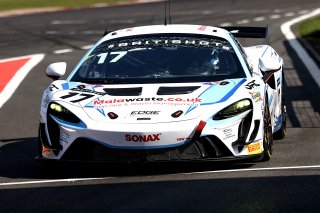 g#7 - Giacomo Petrobelli / Jonathan Adam - Blackthorn Aston Martin Vantage AMR GT3 Evo
 | SRO / JEP