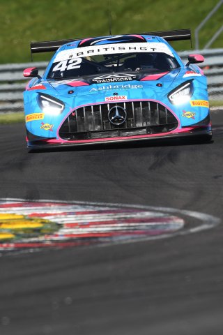 #42 - Charles Dawson / Kiern Jewiss - 2 Seas Motorsport Mercedes-AMG GT3 Evo
 | SRO / JEP