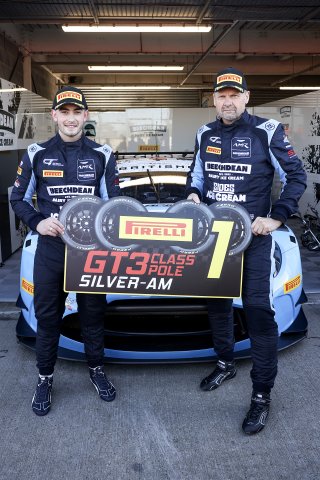 #97 - Andrew Howard / Tom Wood - Beechdean Motorsport Ltd Aston Martin Vantage AMR GT3 Evo
 | SRO / JEP