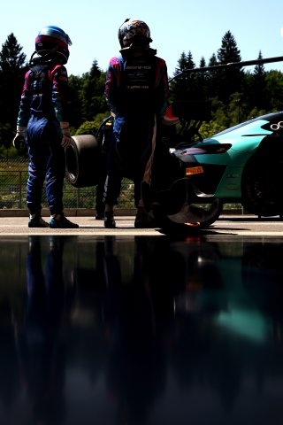 #18 - Kevin Tse / Maximilian Gotz - 2 Seas Motorsport Mercedes-AMG GT3 Evo
 | SRO / JEP