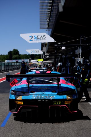 #42 - Charles Dawson / Kiern Jewiss - 2 Seas Motorsport Mercedes-AMG GT3 Evo
 | SRO / JEP