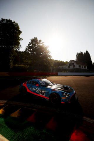 #42 - Charles Dawson / Kiern Jewiss - 2 Seas Motorsport Mercedes-AMG GT3 Evo
 | SRO / JEP