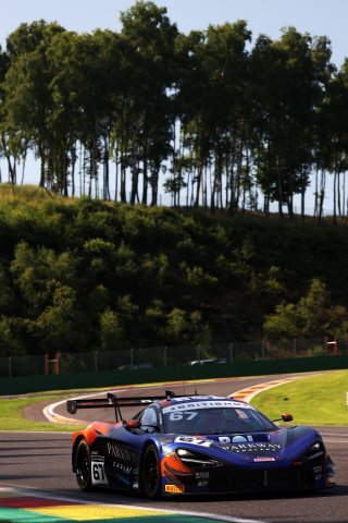 #67 - Simon Orange / Marcus Clutton - Orange Racing by JMH McLaren 720S GT3 Evo
 | SRO / JEP