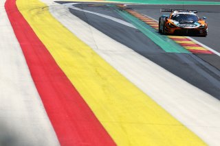 #77 - Morgan Tillbrook / Marvin Kirchhofer - Optimum Motorsport McLaren 720S GT3 Evo | SRO / JEP