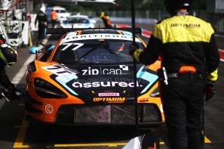 #77 - Morgan Tillbrook / Marvin Kirchhofer - Optimum Motorsport McLaren 720S GT3 Evo | SRO / JEP