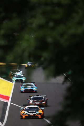 #77 - Morgan Tillbrook / Marvin Kirchhofer - Optimum Motorsport McLaren 720S GT3 Evo
 | SRO / JEP