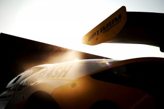 #90 - Marc Warren / Jack Brown - Optimum Motorsport McLaren Artura GT4
 | SRO / JEP