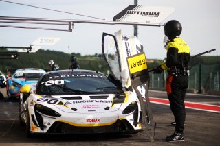 #90 - Marc Warren / Jack Brown - Optimum Motorsport McLaren Artura GT4
 | SRO / JEP