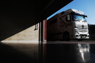 Optimum Motorsport
 | SRO / JEP