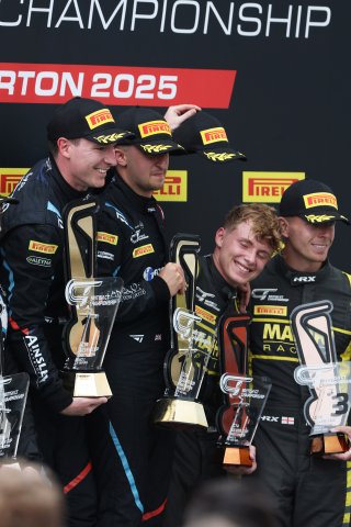 #14 - Branden Templeton / Chris Salkeld - Century Motorsport BMW M4 GT4 and #88 - Ian Duggan / Joe Wheeler - Mahiki Racing Ginetta G56 GT4 Evo
 | SRO / JEP