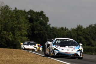 #17 - Harry George / Luca Hopkinson - Optimum Motorsport McLaren Artura GT4
 | SRO / JEP