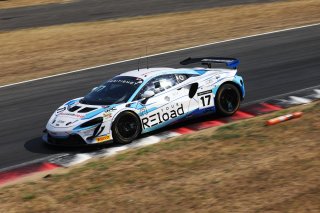 #17 - Harry George / Luca Hopkinson - Optimum Motorsport McLaren Artura GT4
 | SRO / JEP