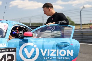 #42 - Charles Dawson / Kiern Jewiss - 2 Seas Motorsport Mercedes-AMG GT3 Evo
 | SRO / JEP