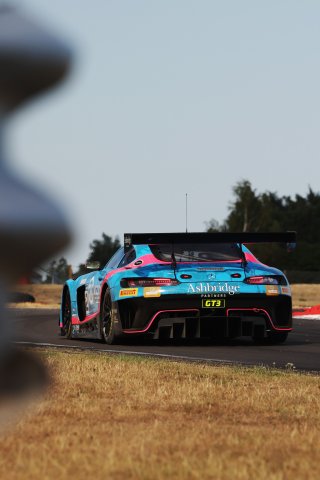 #42 - Charles Dawson / Kiern Jewiss - 2 Seas Motorsport Mercedes-AMG GT3 Evo
 | SRO / JEP