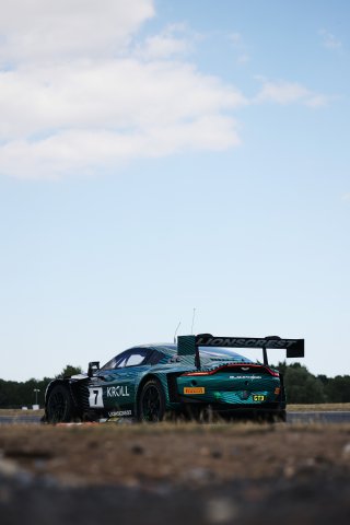 #7 - Giacomo Petrobelli / Jonathan Adam - Blackthorn Aston Martin Vantage AMR GT3 Evo
 | SRO / JEP