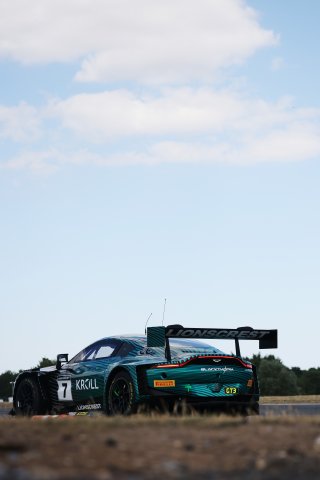 #7 - Giacomo Petrobelli / Jonathan Adam - Blackthorn Aston Martin Vantage AMR GT3 Evo
 | SRO / JEP