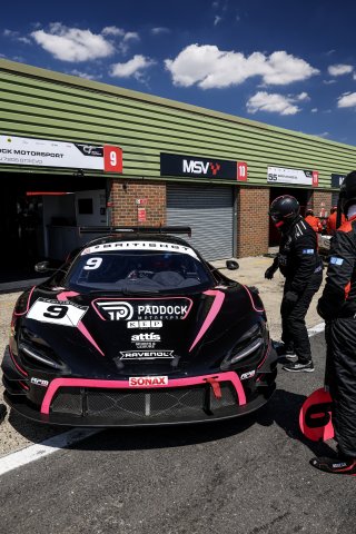 #9 - Mark Smith / Martin Plowman - Paddock Motorsport McLaren 720S GT3 Evo
 | SRO / JEP