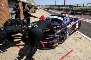 #9 - Mark Smith / Martin Plowman - Paddock Motorsport McLaren 720S GT3 Evo
 | SRO / JEP