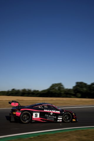 #9 - Mark Smith / Martin Plowman - Paddock Motorsport McLaren 720S GT3 Evo
 | SRO / JEP