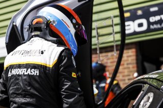 #90 - Marc Warren - Optimum Motorsport McLaren Artura GT4
 | SRO / JEP