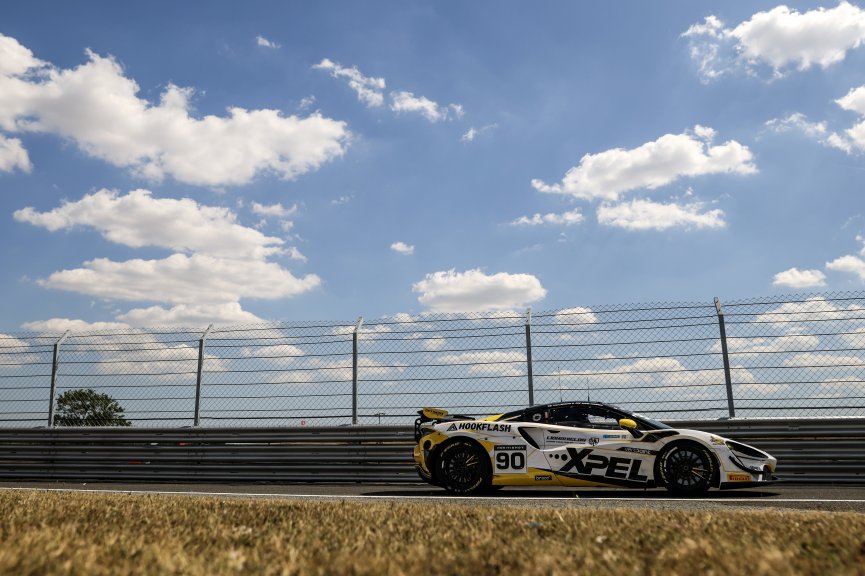 #90 - Marc Warren / Jack Brown - Optimum Motorsport McLaren Artura GT4
