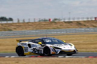 #90 - Marc Warren / Jack Brown - Optimum Motorsport McLaren Artura GT4
 | SRO / JEP