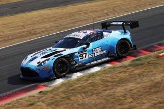#97 - Andrew Howard / Tom Wood - Beechdean Motorsport Ltd Aston Martin Vantage AMR GT3 Evo
 | SRO / JEP