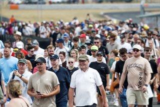 British GT Championship pit walk and autograph session
 | SRO / JEP