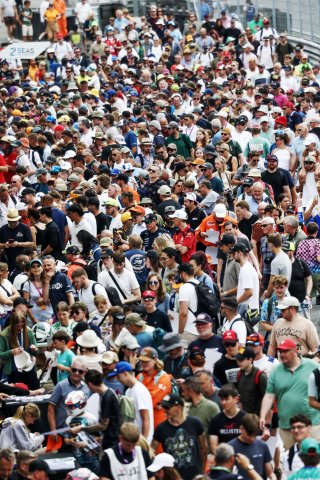 British GT Championship pit walk and autograph session
 | SRO / JEP
