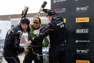 #14 - Branden Templeton / Chris Salkeld - Century Motorsport BMW M4 GT4 and #17 - Harry George - Optimum Motorsport McLaren Artura GT4
 | SRO / JEP