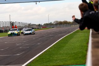 #17 - Harry George / Luca Hopkinson - Optimum Motorsport McLaren Artura GT4
 | SRO / JEP