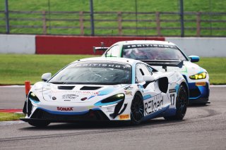 #17 - Harry George / Luca Hopkinson - Optimum Motorsport McLaren Artura GT4
 | SRO / JEP