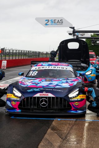 #18 - Kevin Tse / Maximilian Gotz - 2 Seas Motorsport Mercedes-AMG GT3 Evo
 | SRO / JEP
