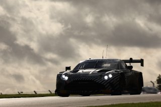 #22 - Darren Leung - Nick Yelloly - Blackthorn Motorsport Aston Martin AMR GT3 Evo
 | SRO / JEP