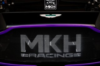 #31 - Michael Orant / Owen Hizzey - MKH Racing Aston Martin Vantage AMR GT4 Evo
 | SRO / JEP