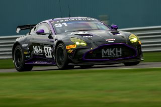#31 - Michael Orant / Owen Hizzey - MKH Racing Aston Martin Vantage AMR GT4 Evo
 | SRO / JEP