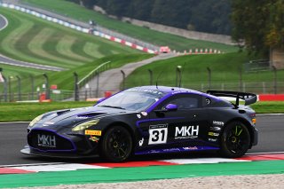 #31 - Michael Orant / Owen Hizzey - MKH Racing Aston Martin Vantage AMR GT4 Evo
 | SRO / JEP