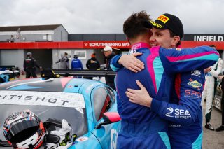 #42 - Charles Dawson / Kiern Jewiss - 2 Seas Motorsport Mercedes-AMG GT3 Evo
 | SRO / JEP