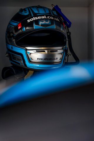 #66 - Nick Jones - Team Parker Racing Porsche 911 GT3 R (992)
 | SRO / JEP