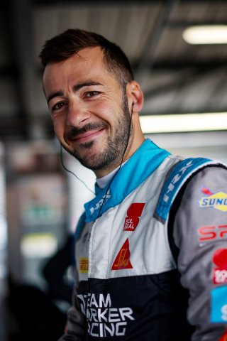 #66 - Sven Muller- Team Parker Racing Porsche 911 GT3 R (992)
 | SRO / JEP