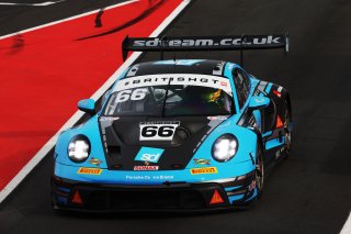 #66 - Nick Jones / Sven Muller - Team Parker Racing Porsche 911 GT3 R (992)
 | SRO / JEP