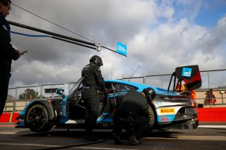 #66 - Nick Jones / Sven Muller - Team Parker Racing Porsche 911 GT3 R (992)
 | SRO / JEP
