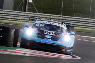 #66 - Nick Jones / Sven Muller - Team Parker Racing Porsche 911 GT3 R (992)
 | SRO / JEP