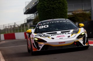 #90 - Marc Warren / Jack Brown - Optimum Motorsport McLaren Artura GT4
 | SRO / JEP